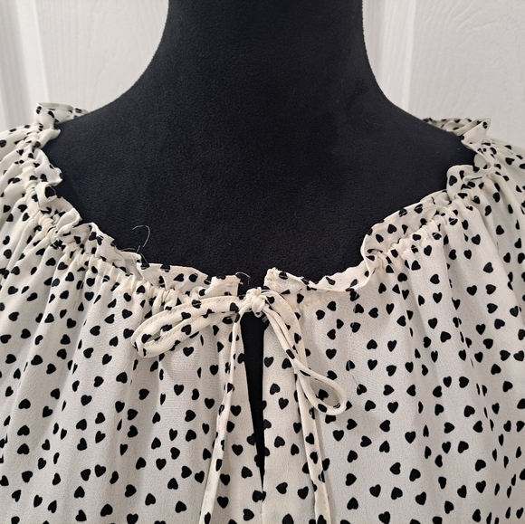 NWT Max Studio Black & White Tie Blouse   Size L - Picture 8 of 10